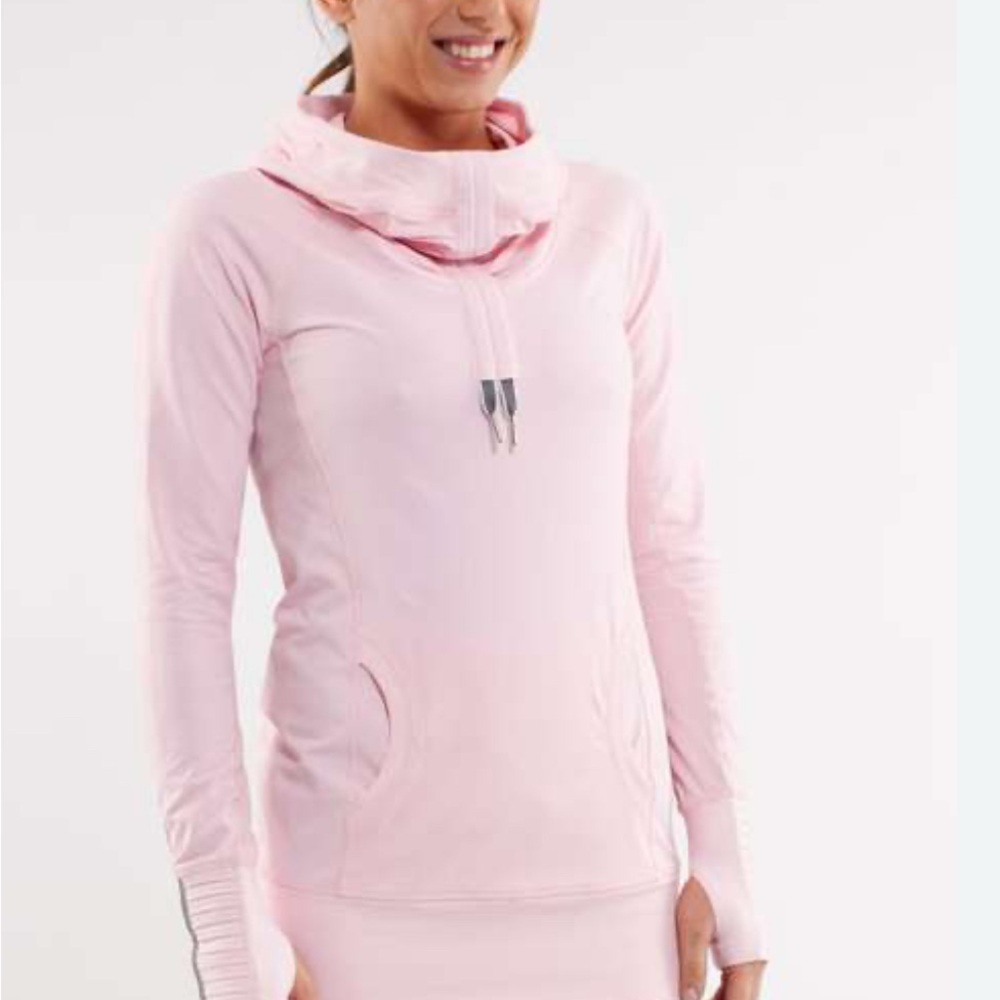 Lululemon RUN: Stay on Course Pale pink hooded pullover
